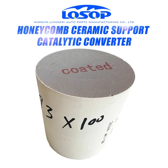 Auto Engine Euro 4 Euro 5 Ceramic Honeycomb Catalyst for Catalytic Converter 